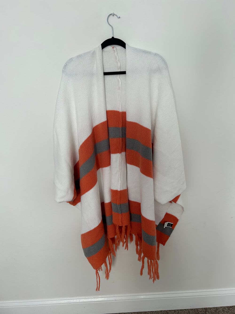 Shein Poncho *Size 6*